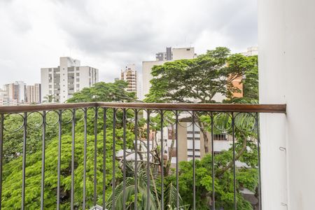 Apartamento à venda com 110m², 3 quartos e 2 vagasVaranda