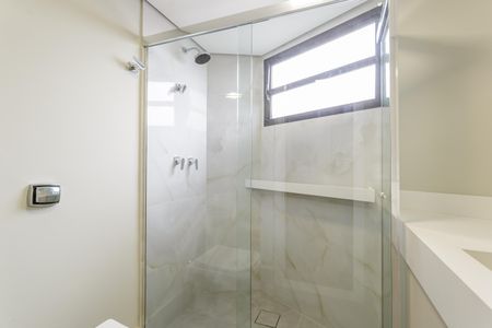 Apartamento à venda com 110m², 3 quartos e 2 vagasBanheiro da Suíte
