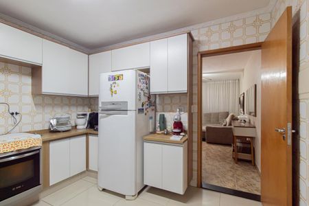 Casa para alugar com 385m², 3 quartos e 4 vagasCozinha