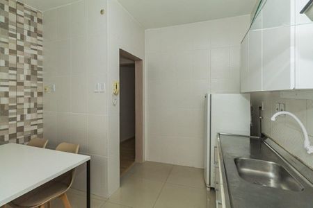 Cozinha  de apartamento para alugar com 2 quartos, 65m² em Santana, Porto Alegre