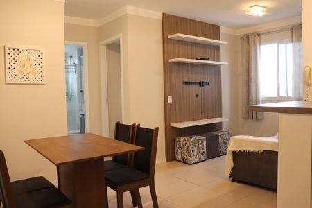 Sala de apartamento para alugar com 2 quartos, 45m² em Quinta da Paineira, São Paulo