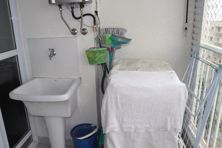 Apartamento para alugar com 65m², 2 quartos e 1 vagaVaranda - Área de Serviço