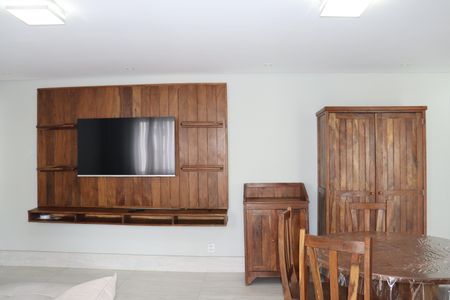 Apartamento para alugar com 65m², 2 quartos e 1 vagaSala