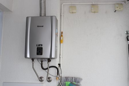 Varanda - Área de Serviço de apartamento para alugar com 2 quartos, 65m² em Bela Vista, São Paulo