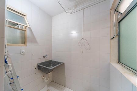 Área de Serviço de apartamento para alugar com 2 quartos, 60m² em Jardim Santo André, Santo André