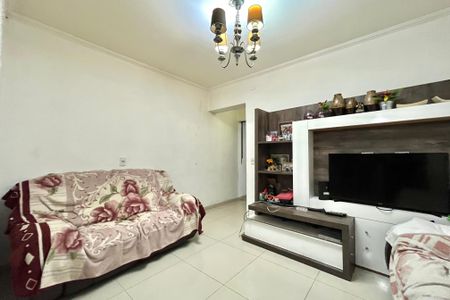 Casa para alugar com 150m², 3 quartos e 2 vagas Casa para alugar com 150m², 3 quartos e 2 vagasSala