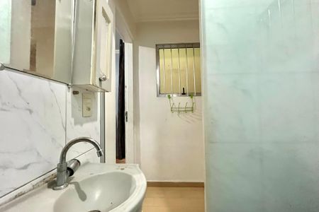 Casa para alugar com 150m², 3 quartos e 2 vagas Casa para alugar com 150m², 3 quartos e 2 vagasBanheiro Corredor