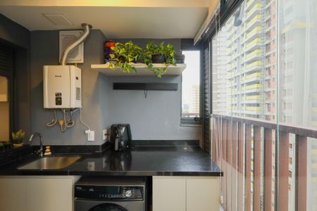 Apartamento à venda com 86m², 3 quartos e 1 vagaÁrea de Serviço