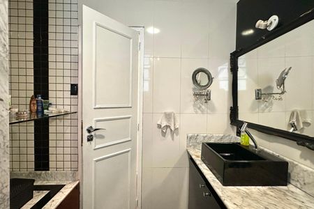 Apartamento à venda com 3 quartos, 120m² em Copacabana, Rio de Janeiro