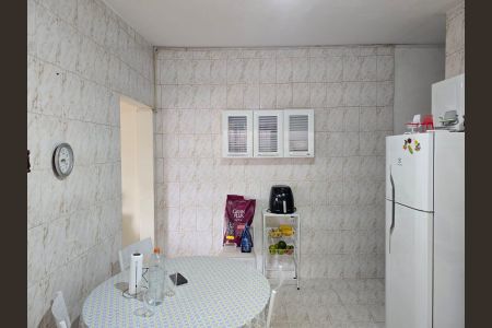 Casa à venda com 130m², 5 quartos e 1 vagaCozinha / Casa 01