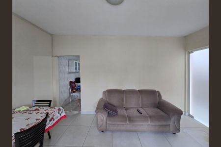 Casa à venda com 130m², 5 quartos e 1 vagaSala  / Casa 01