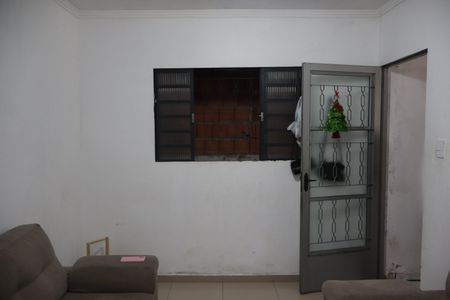 Casa à venda com 130m², 5 quartos e 1 vagaSala/ Casa 02
