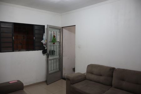 Casa à venda com 130m², 5 quartos e 1 vagaSala/ Casa 02