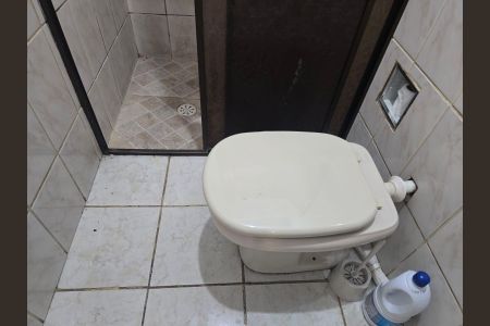 Casa à venda com 130m², 5 quartos e 1 vagaBanheiro Social / Casa 02