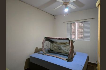 Casa à venda com 130m², 5 quartos e 1 vagaQuarto 02  / Casa 01