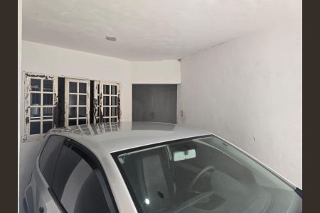 Casa à venda com 130m², 5 quartos e 1 vagaArea de Serviço e Garagem / Casa 02