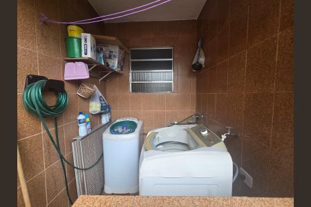 Casa à venda com 130m², 5 quartos e 1 vagaÁrea de Serviço  / Casa 01