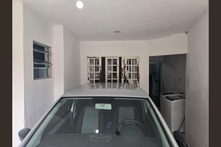 Casa à venda com 130m², 5 quartos e 1 vagaArea de Serviço e Garagem / Casa 02