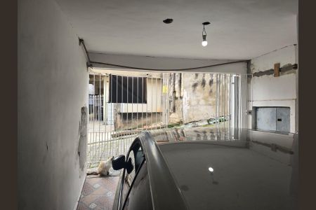 Casa à venda com 130m², 5 quartos e 1 vagaArea de Serviço e Garagem / Casa 02