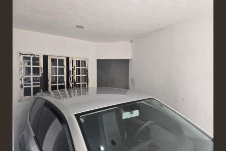 Casa à venda com 130m², 5 quartos e 1 vagaArea de Serviço e Garagem / Casa 02