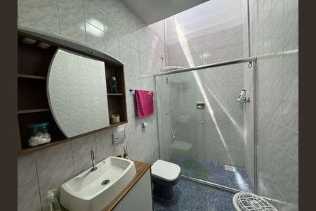 Casa para alugar com 350m², 5 quartos e 5 vagasBanheiro 4