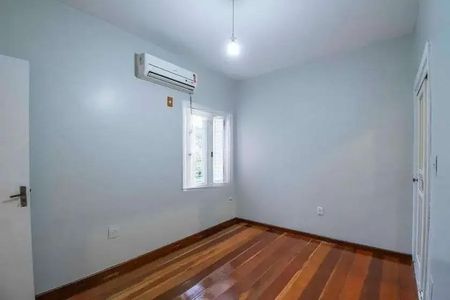 Casa para alugar com 350m², 5 quartos e 5 vagasQuarto 2