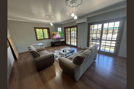 Casa para alugar com 350m², 5 quartos e 5 vagasSala 