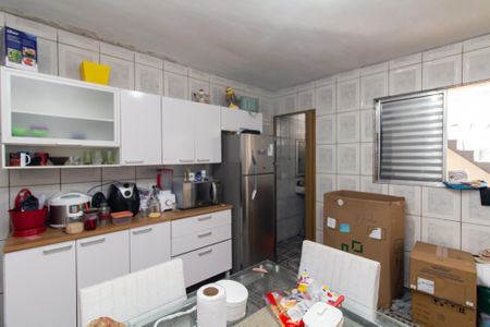 Cozinha de casa para alugar com 3 quartos, 100m² em Conjunto Habitacional A. E. Carvalho, São Paulo