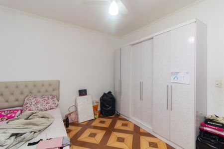 Quarto 1 de casa para alugar com 3 quartos, 100m² em Conjunto Habitacional A. E. Carvalho, São Paulo