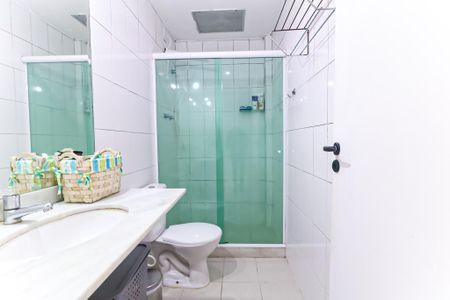 Casa à venda com 79m², 2 quartos e 1 vagaBanheiro