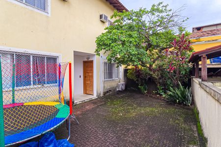 Casa à venda com 79m², 2 quartos e 1 vagaFachada