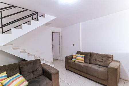 Sala de casa à venda com 2 quartos, 79m² em Cavalcanti, Rio de Janeiro