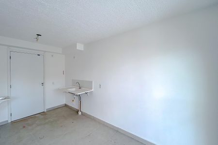 Sala de apartamento para alugar com 1 quarto, 27m² em Guaiauna, São Paulo