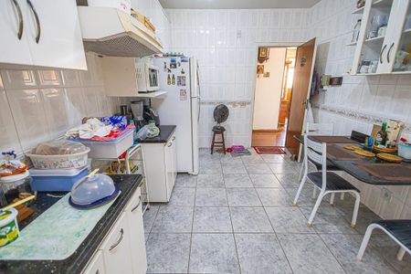 Casa à venda com 360m², 4 quartos e 4 vagascozinha