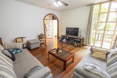 sala de casa à venda com 4 quartos, 360m² em Itapoã, Belo Horizonte