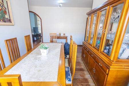 Casa à venda com 360m², 4 quartos e 4 vagascopa