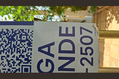Casa à venda com 360m², 4 quartos e 4 vagasplaca: gyak 296
