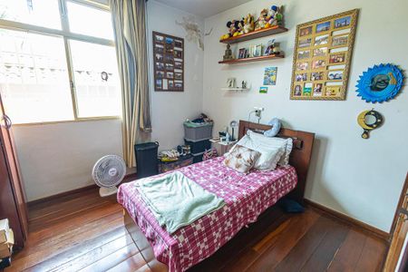 Casa à venda com 360m², 4 quartos e 4 vagasquarto 4