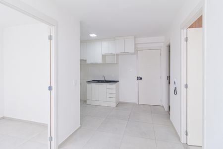 Sala de apartamento para alugar com 2 quartos, 39m² em Chacara Santa Lucia, Carapicuíba