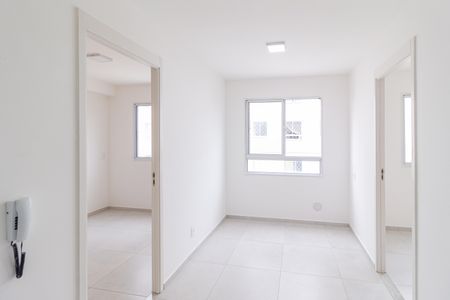 Sala de apartamento para alugar com 2 quartos, 39m² em Chacara Santa Lucia, Carapicuíba