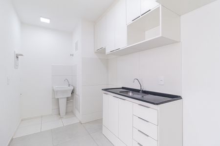 Apartamento para alugar com 39m², 2 quartos e 1 vaga Apartamento para alugar com 39m², 2 quartos e 1 vagaCozinha e área de serviço