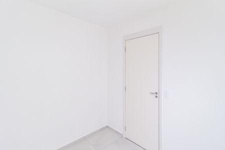 Quarto 1 de apartamento para alugar com 2 quartos, 39m² em Chacara Santa Lucia, Carapicuíba