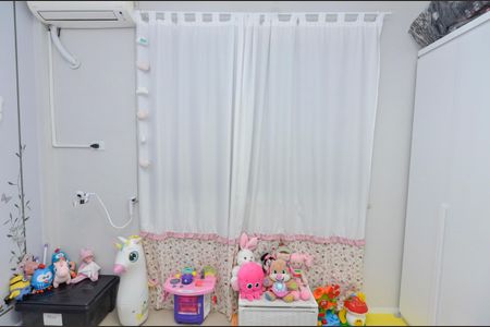 Apartamento à venda com 97m², 3 quartos e 2 vagasQuarto 2