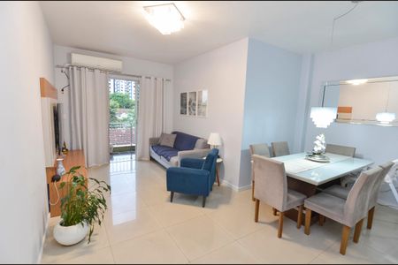 Sala de apartamento à venda com 3 quartos, 97m² em Grajaú, Rio de Janeiro