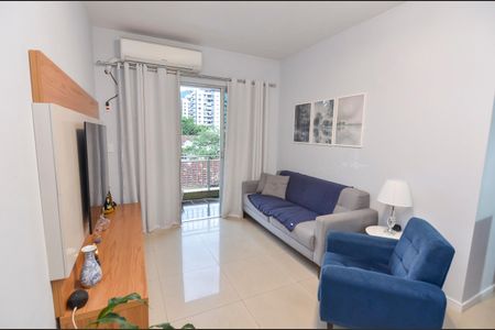 Apartamento à venda com 97m², 3 quartos e 2 vagasSala