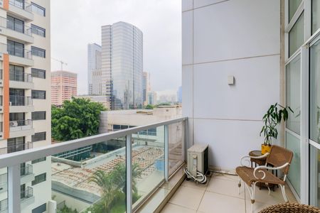 Apartamento para alugar com 83m², 1 quarto e 1 vagaVaranda