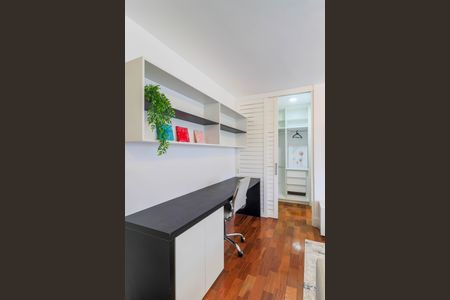 Apartamento para alugar com 83m², 1 quarto e 1 vagaSuíte