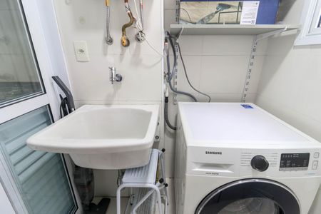 Apartamento para alugar com 83m², 1 quarto e 1 vagaÁrea de Serviço