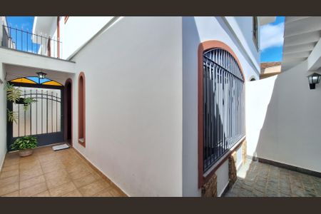 Casa para alugar com 120m², 3 quartos e 2 vagasDetalhe