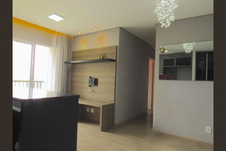 Sala de apartamento para alugar com 2 quartos, 57m² em Umuarama, Osasco